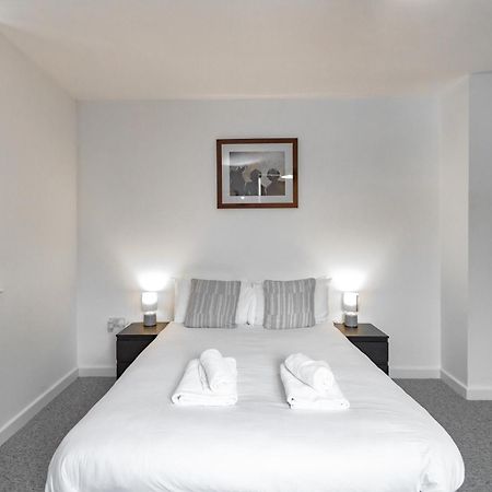 Spacious & Pet-Friendly 1Br Apt In Heywoodアパートメント エクステリア 写真