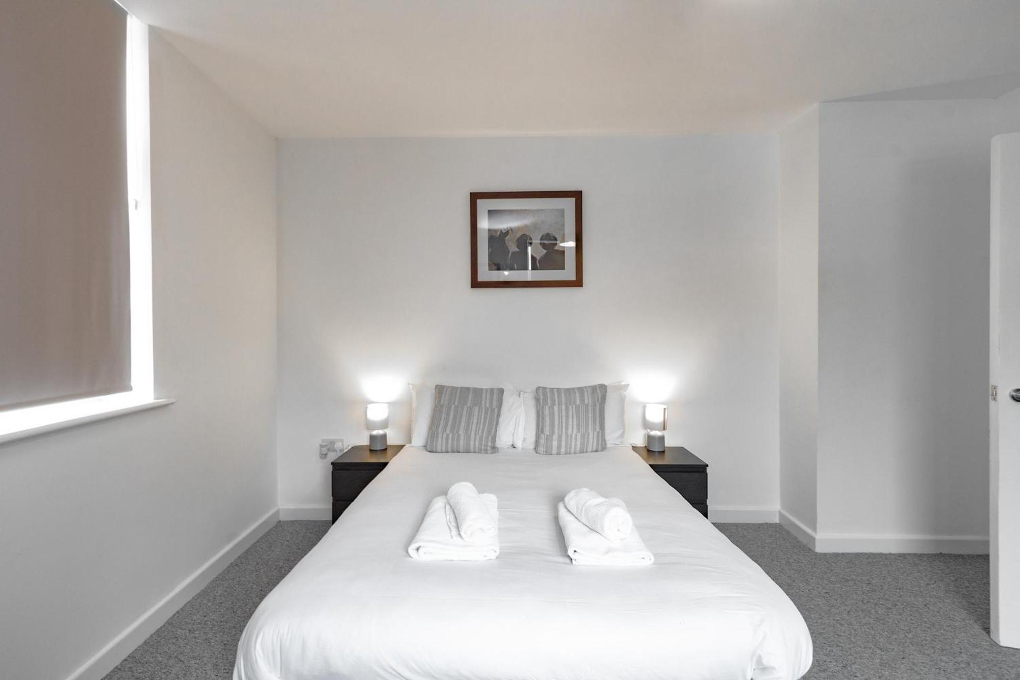 Spacious & Pet-Friendly 1Br Apt In Heywoodアパートメント エクステリア 写真